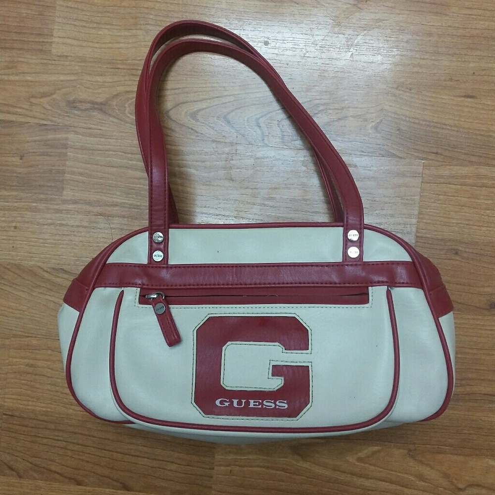 GUESS Cream & Red Leather Letter "G" Purse